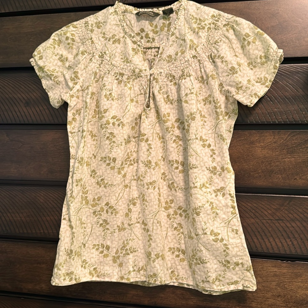 Pretty Eddie Bauer top - size small